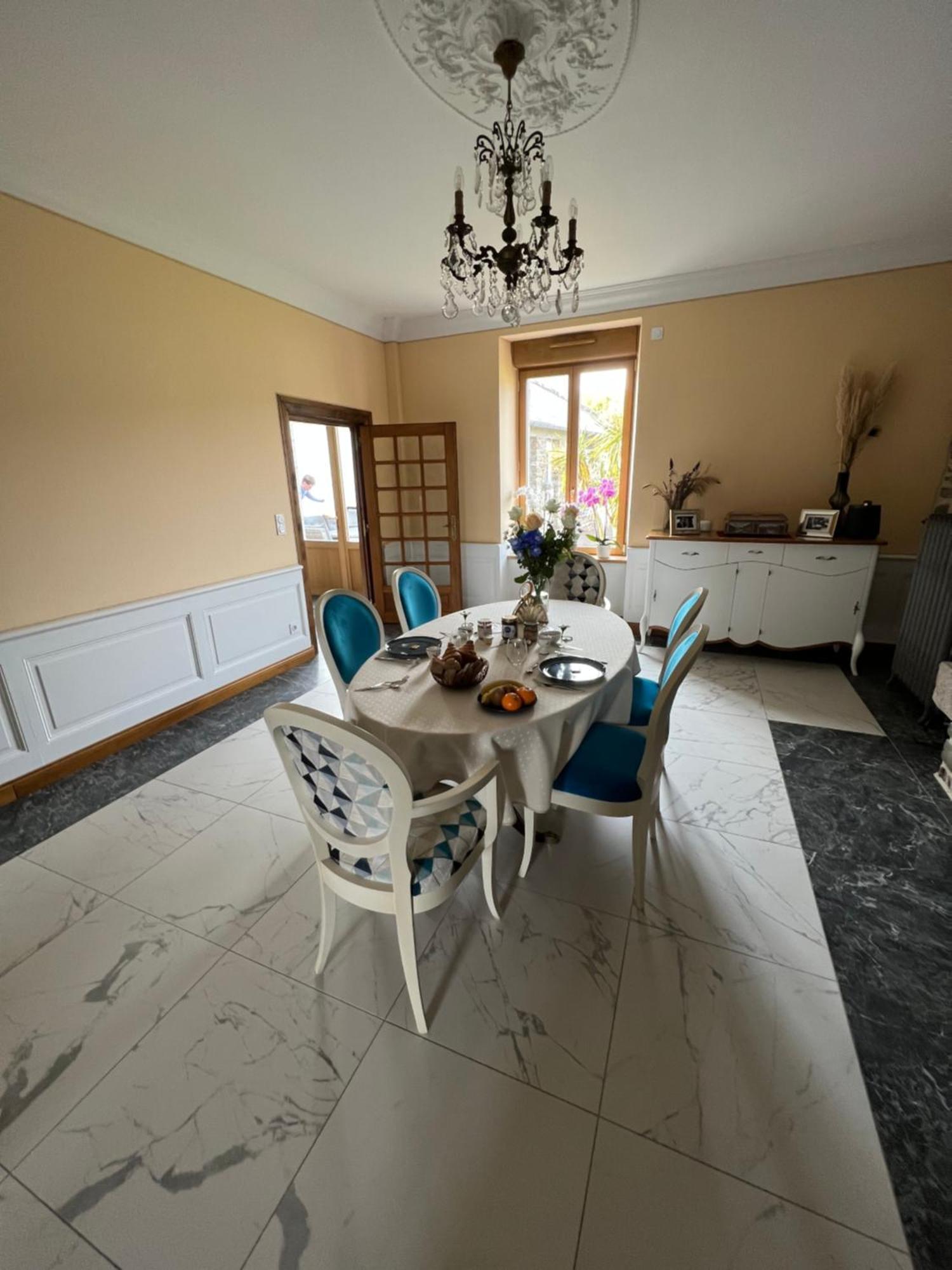 Hotel La Salmonière Le Vivier-sur-Mer Esterno foto